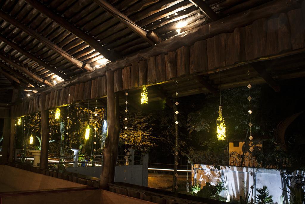 Manuel Antonio Hostel Resort Exterior foto